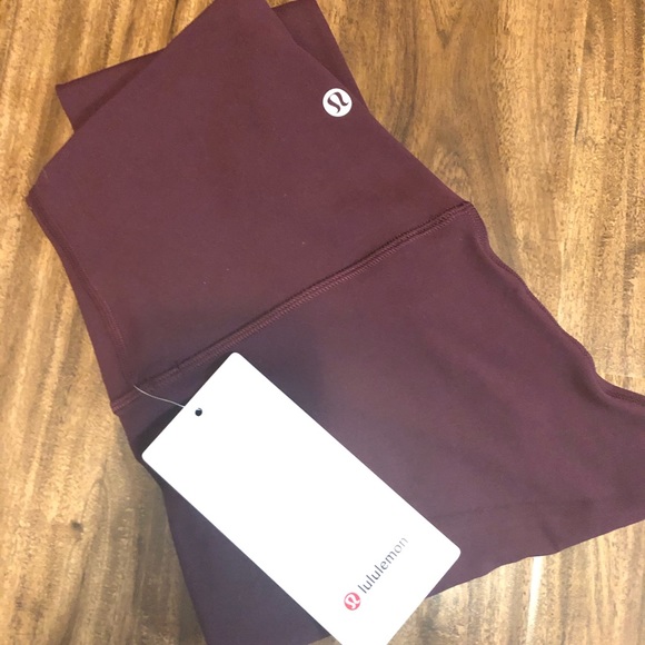 SOLD Lululemon aligns size 4 - Picture 1 of 5
